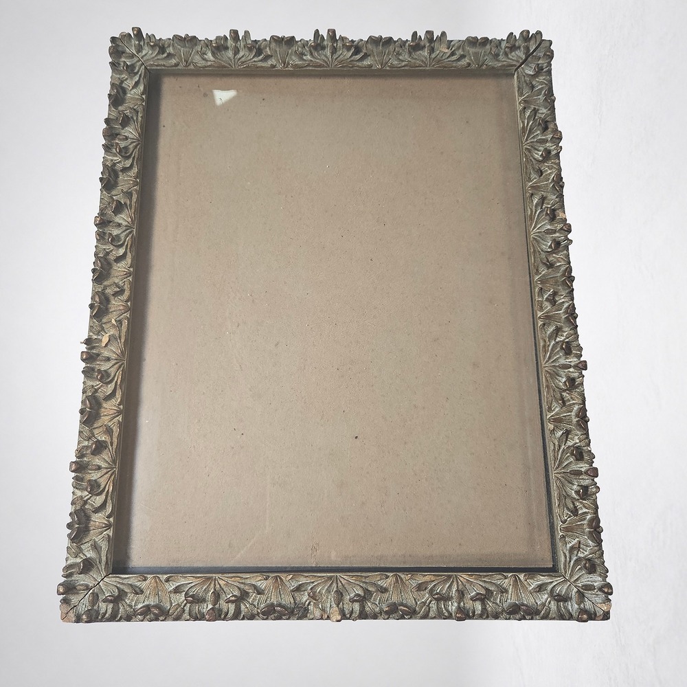 Ornate Relief Wood Picture Frame Pine Cones Leaves Gray Gold 13.5 x 10.5 Opening